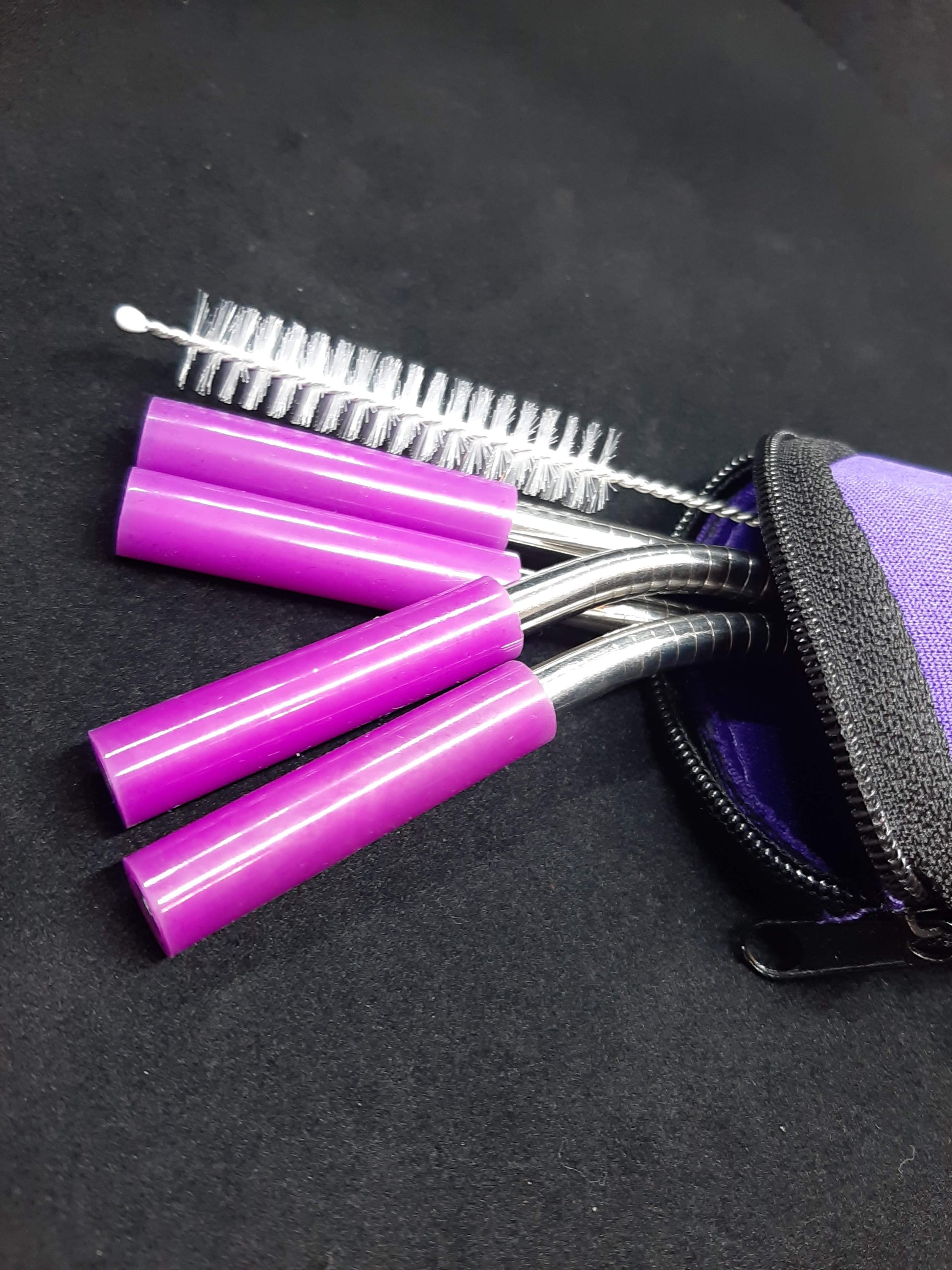 4pk Stainless Steel Reusable Straws with Colorful Silicone Tips Free Cleaning Brush, Carrying Case Included - Green Distributors