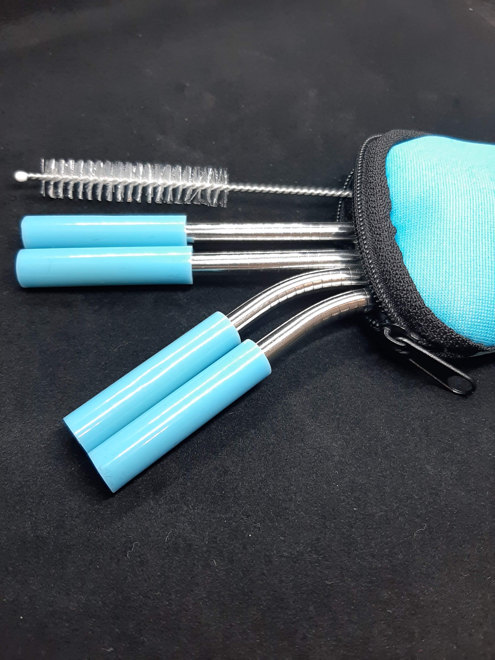 4pk Stainless Steel Reusable Straws with Colorful Silicone Tips Free Cleaning Brush, Carrying Case Included - Green Distributors