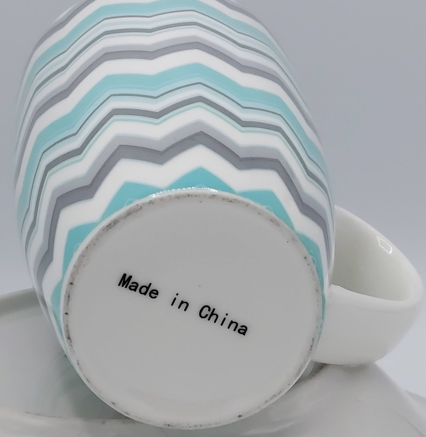 Zig Zag Chevron Mug Secondhand - Green Distributors